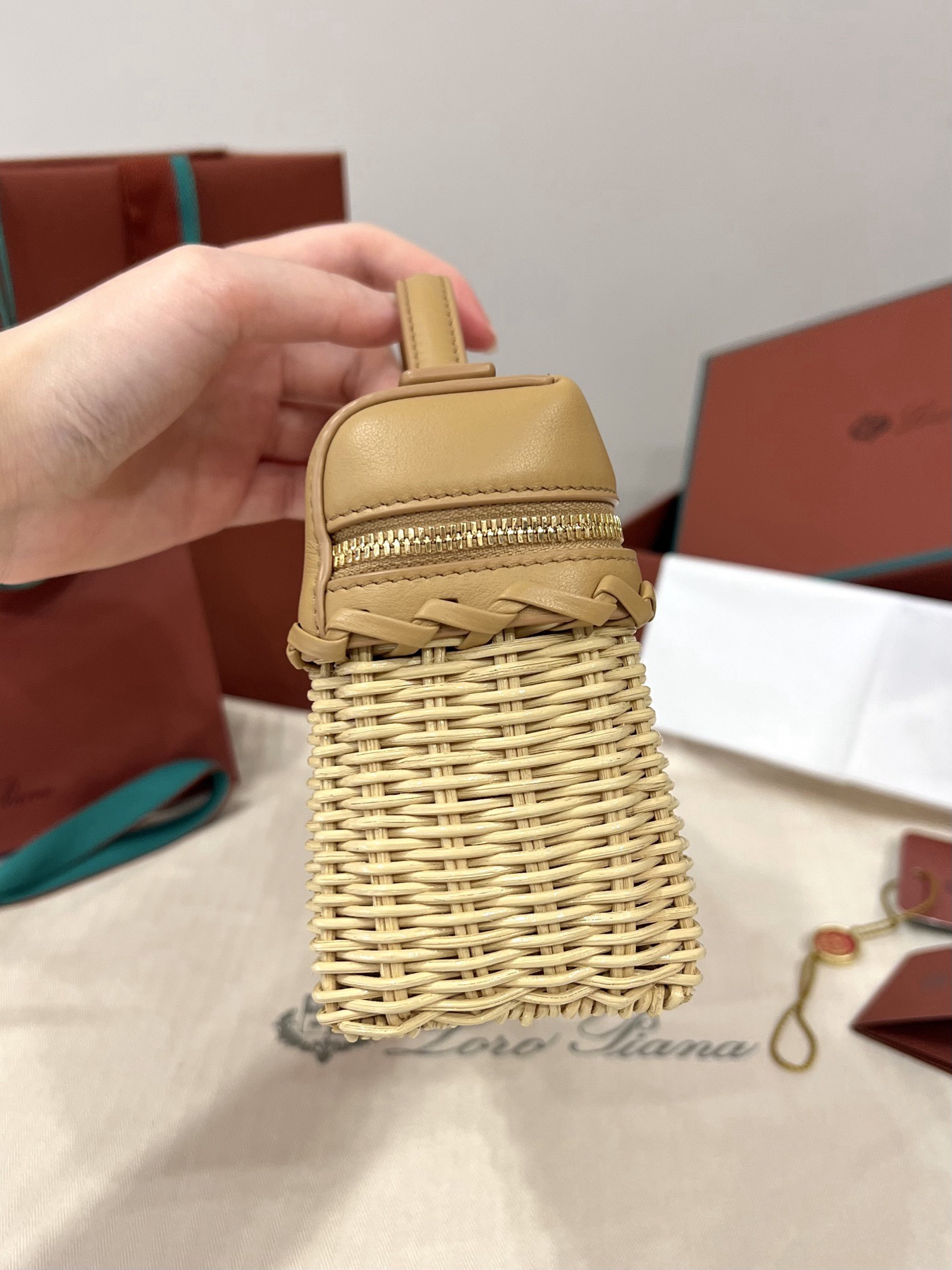 LORO PIANA Extra Pocket L19 East-West Wicker - image 4