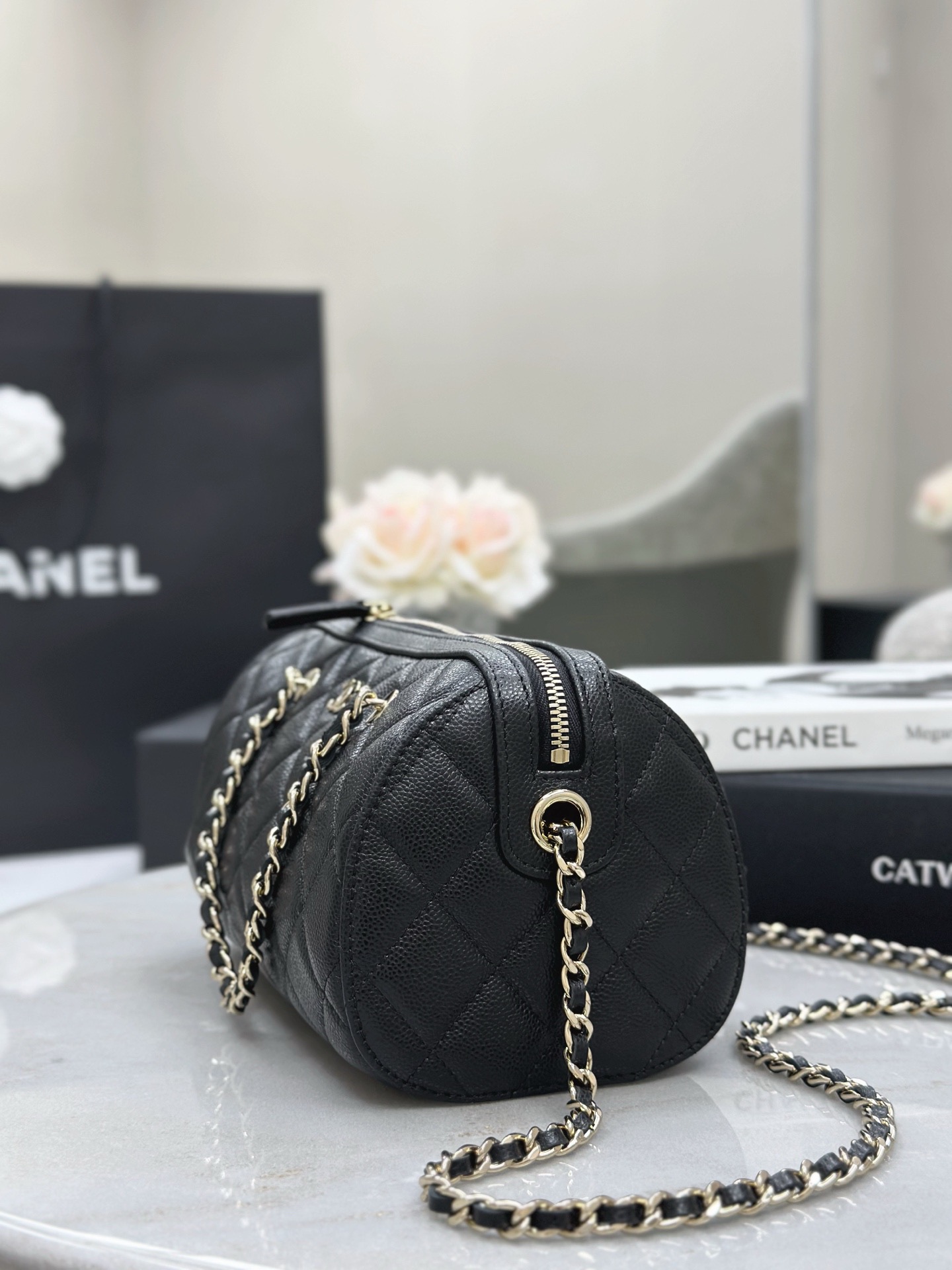 CHANEL 25P Caviar Leather Bowling Bag - image 4
