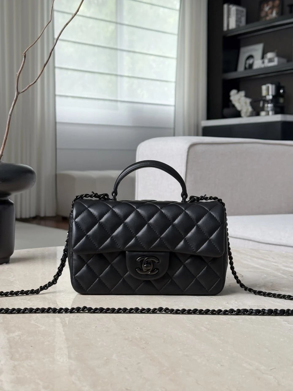 CHANEL 22 Mini Flap Bag with Top Handle Lambskin SoBlack - image 2