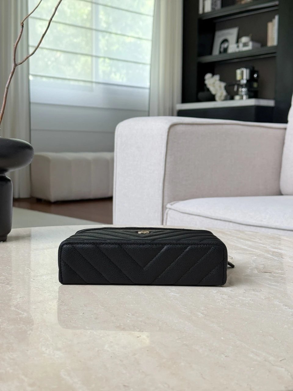 CHANEL Vanity with Chain Grained Shiny Calfskin - image 5