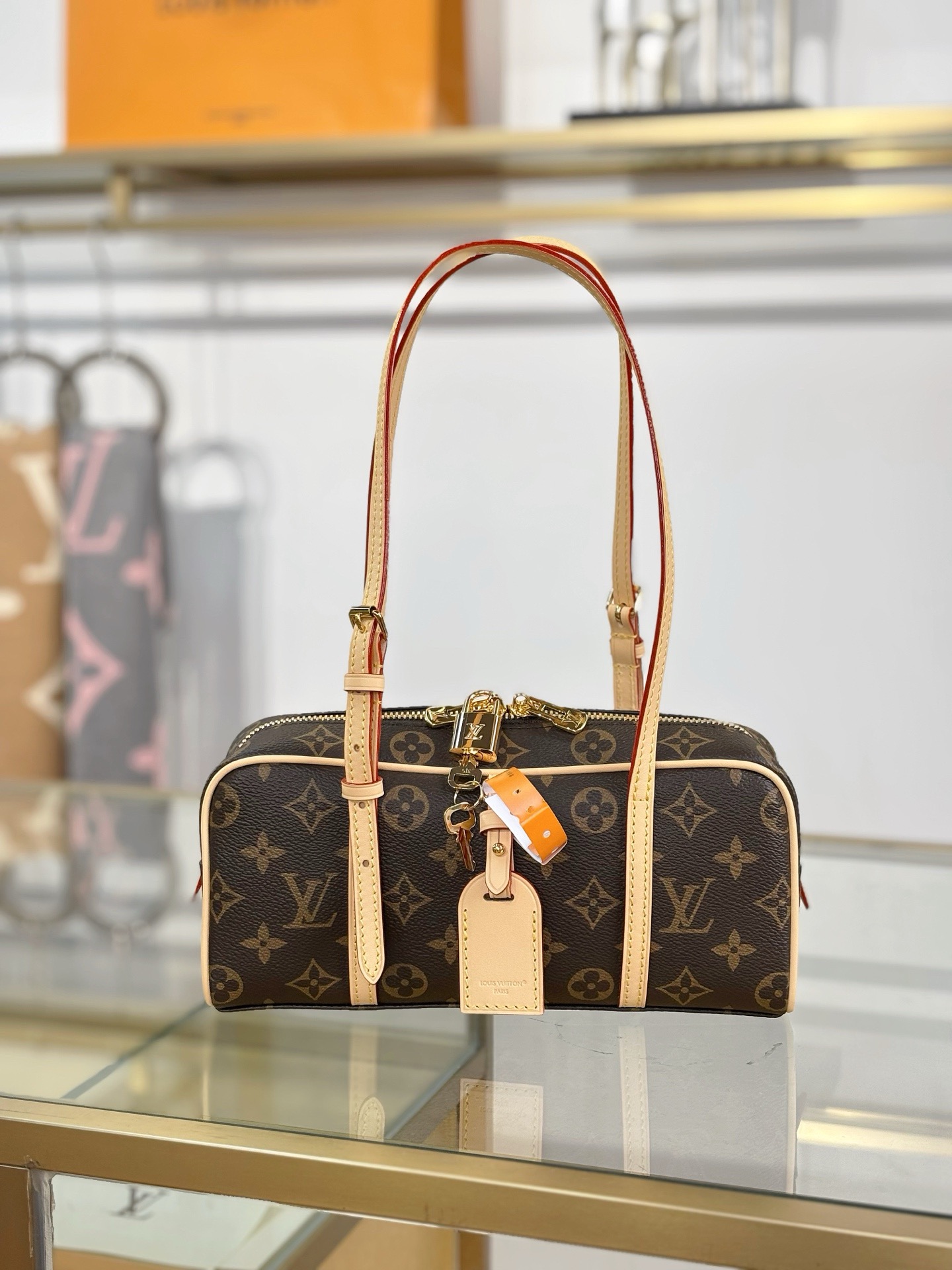 LV Hang On M47031 - image 2