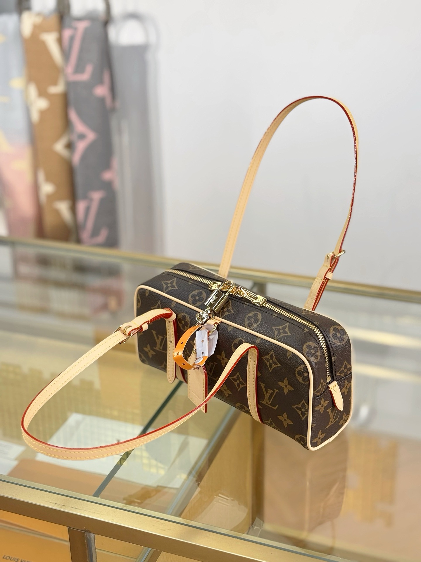 LV Hang On M47031 - image 6