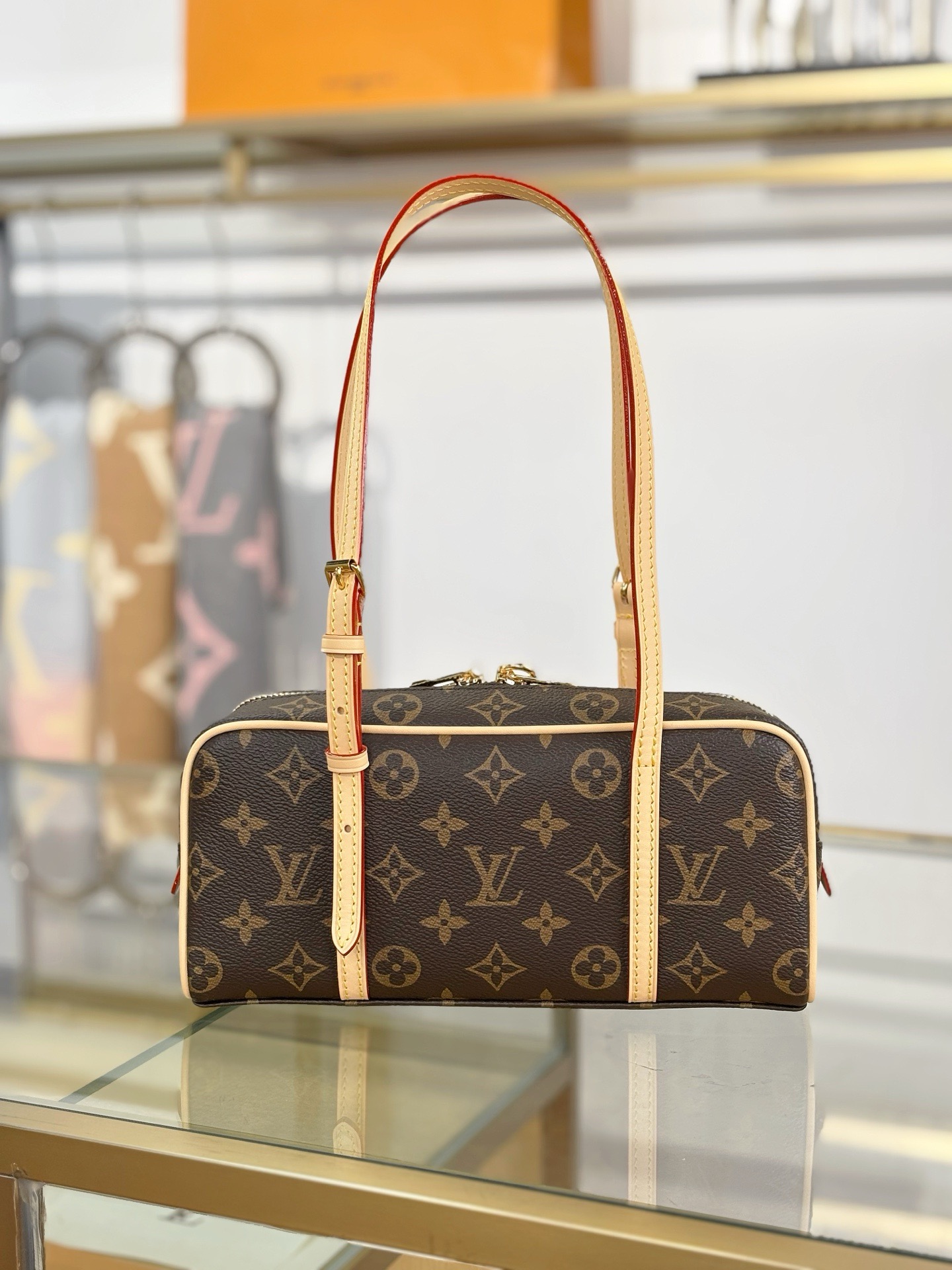 LV Hang On M47031 - image 3