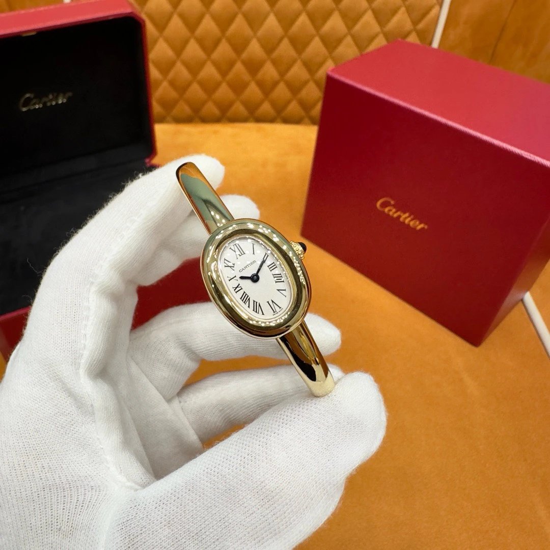 Cartier Baignoire watch - image 3