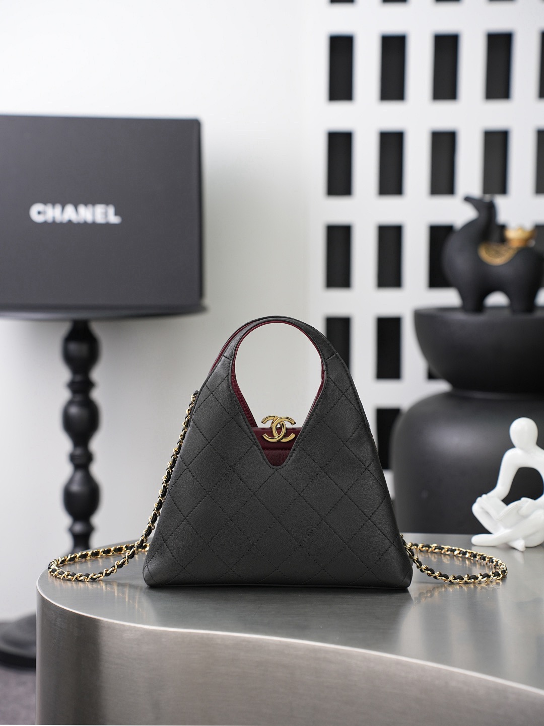 CHANEL Shopping Bag Black Calfskin - image 2