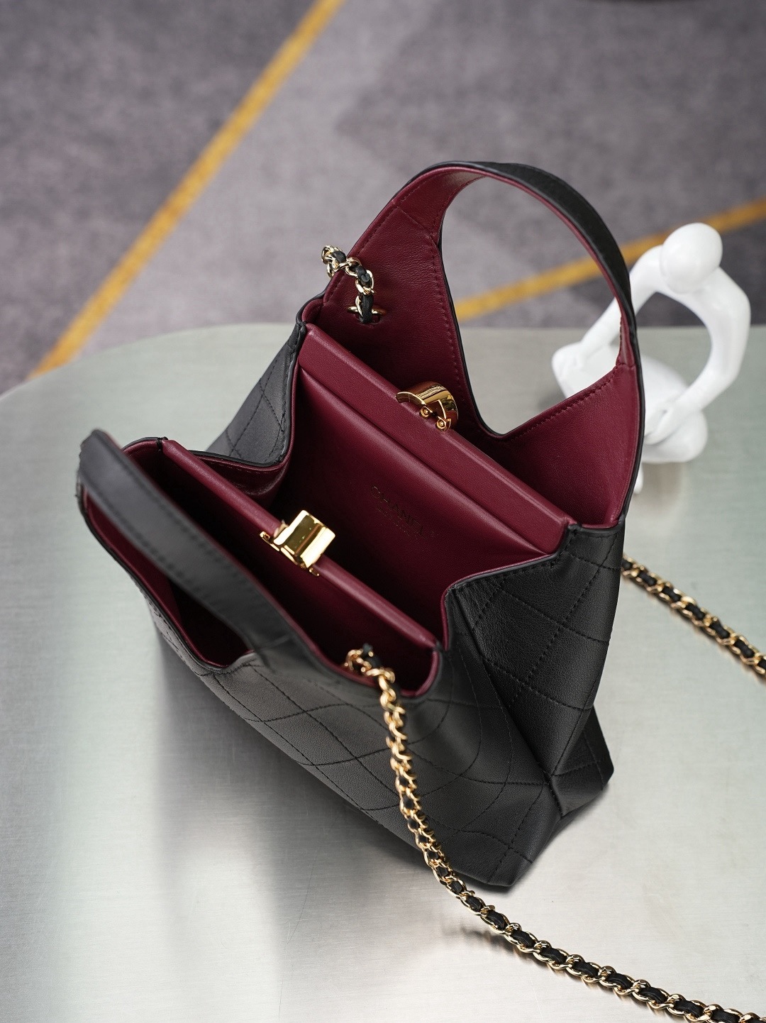 CHANEL Shopping Bag Black Calfskin - image 7