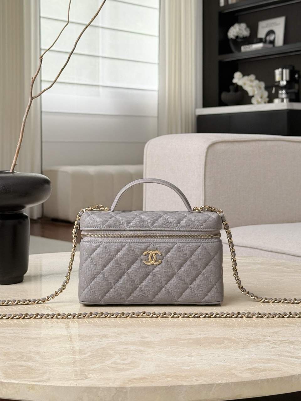 CHANEL 26P Twist Crystal Vanity Bag - image 2