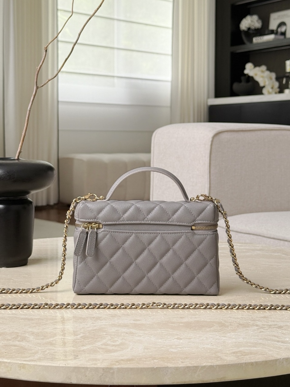 CHANEL 26P Twist Crystal Vanity Bag - image 3