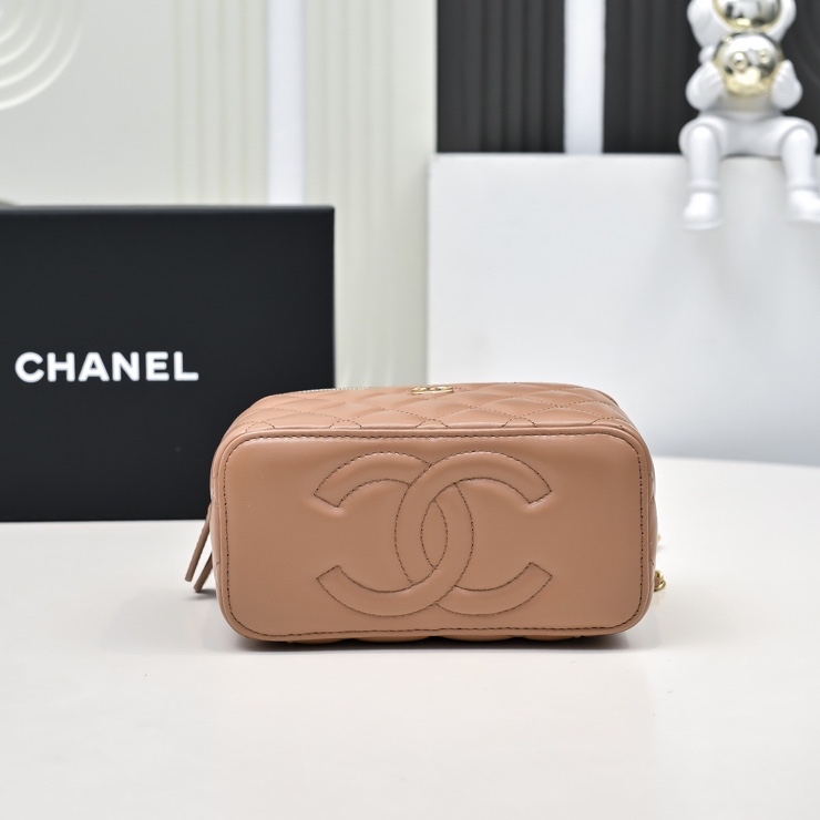 CHANEL 24C Lambskin Vanity Bag - image 5