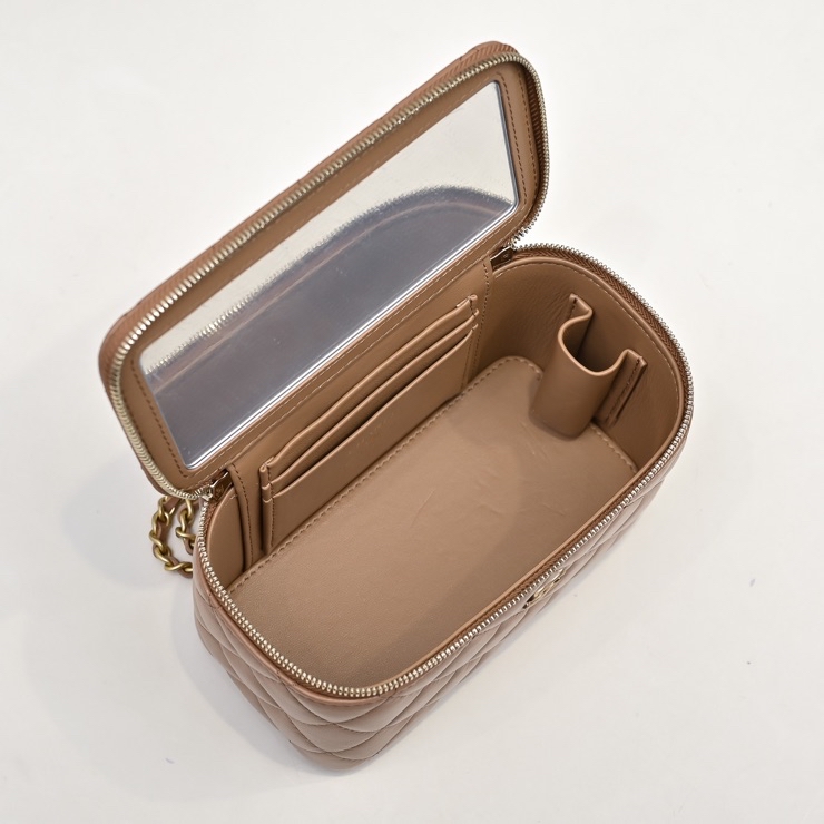 CHANEL 24C Lambskin Vanity Bag - image 6