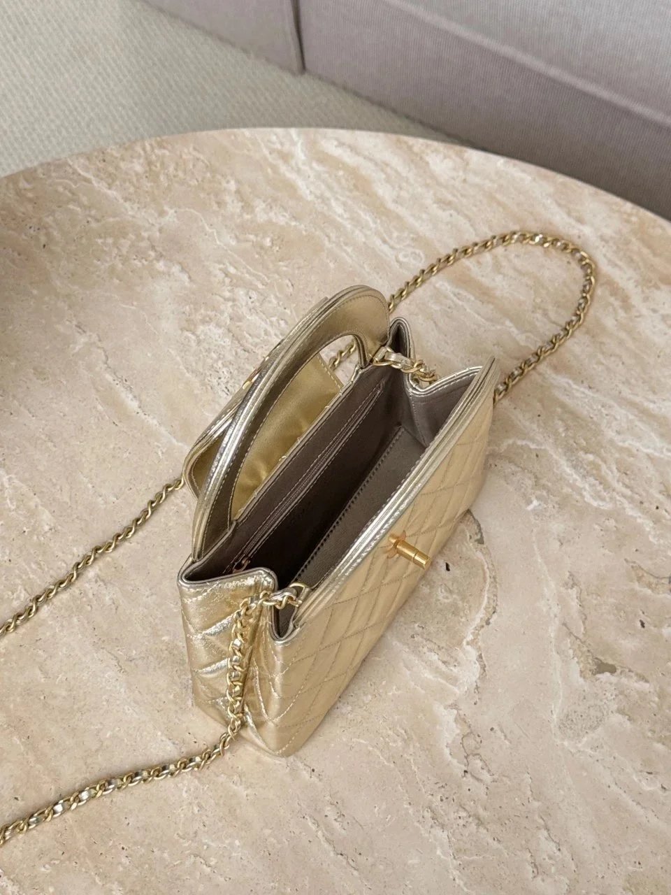 CHANEL 25A Kelly-Metallic Color - image 6