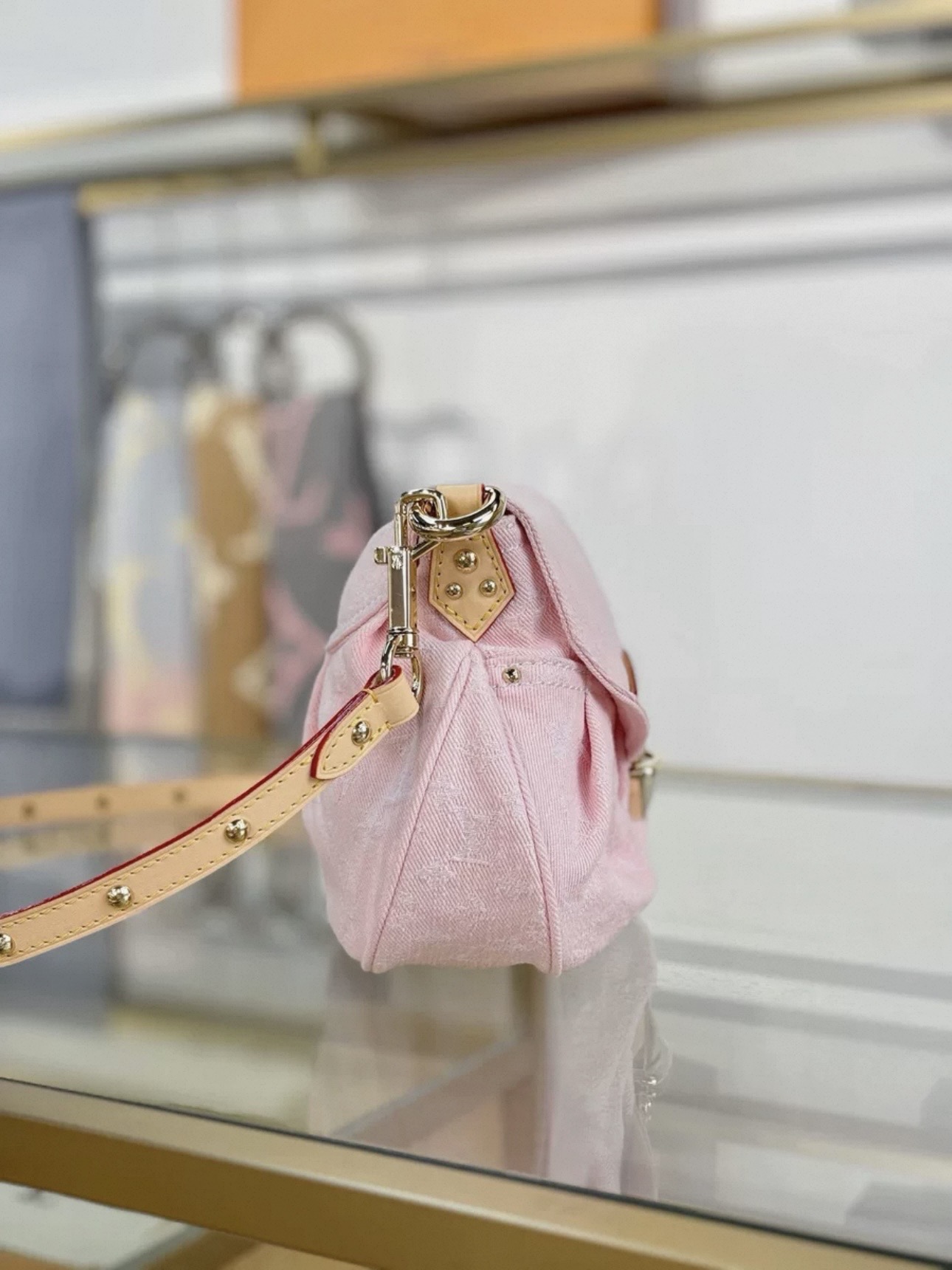 LV Denim Washed Pink Collection M13347 - image 3