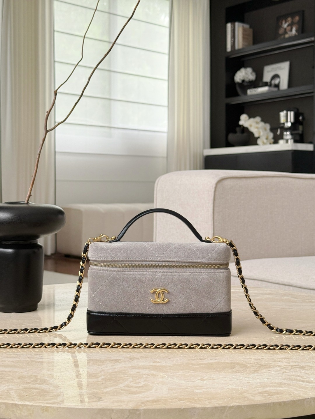 CHANEL 26S Vanity with Chain - image 2