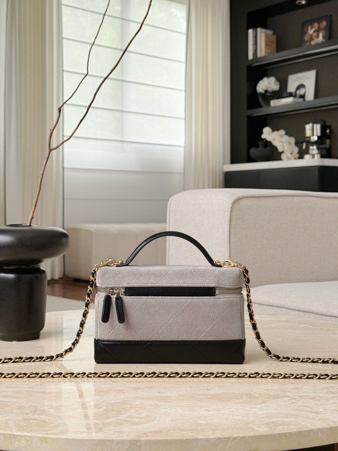 CHANEL 26S Vanity with Chain - image 3