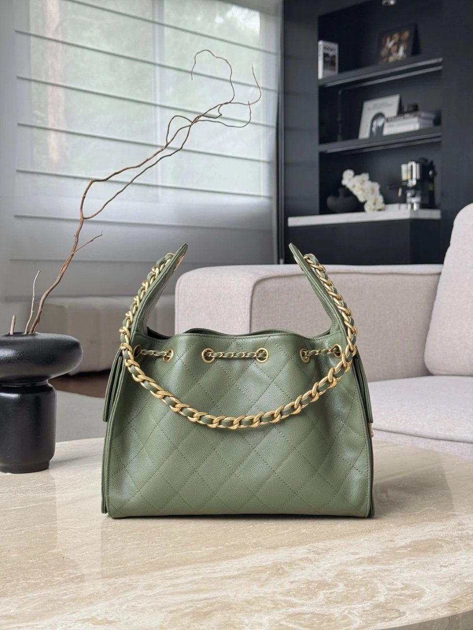 CHANEL 25Bag Caviar leather In Green - image 3