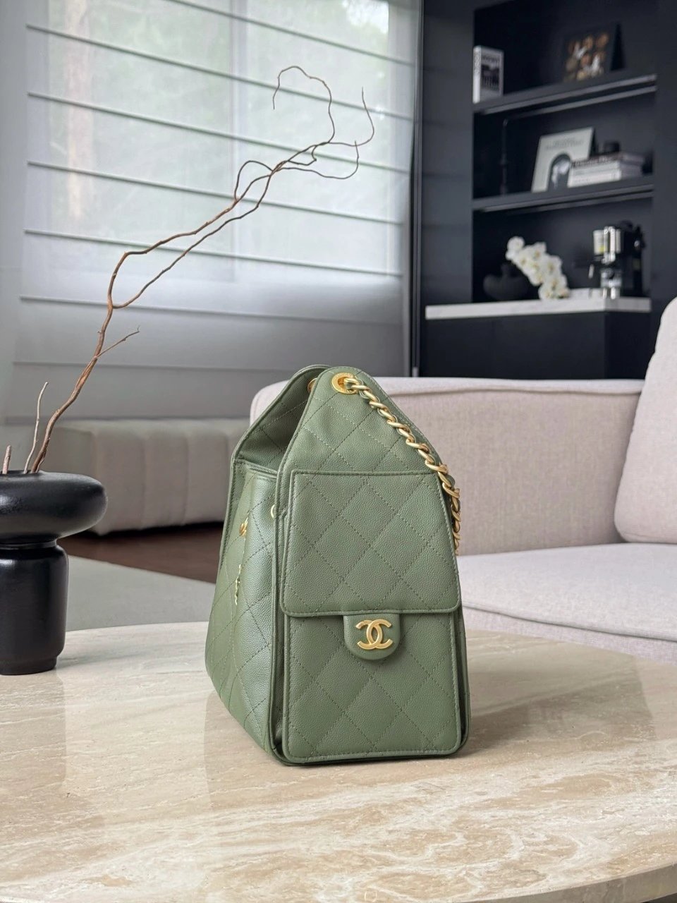 CHANEL 25Bag Caviar leather In Green - image 4