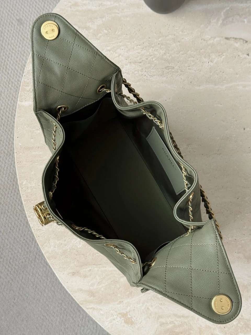CHANEL 25Bag Caviar leather In Green - image 6