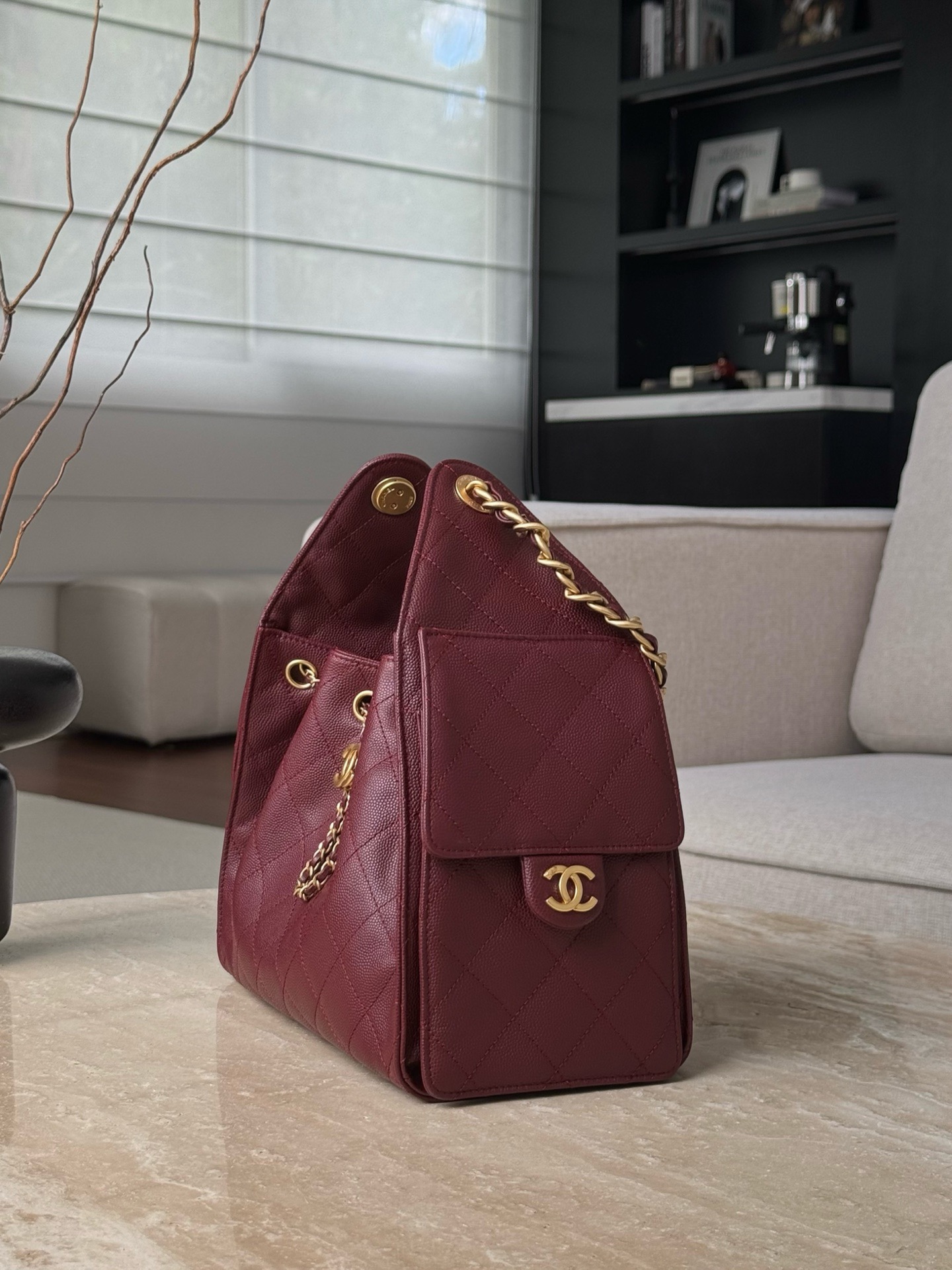 CHANEL 25C Hobo Bag Caviar leather In Burgundy - image 4