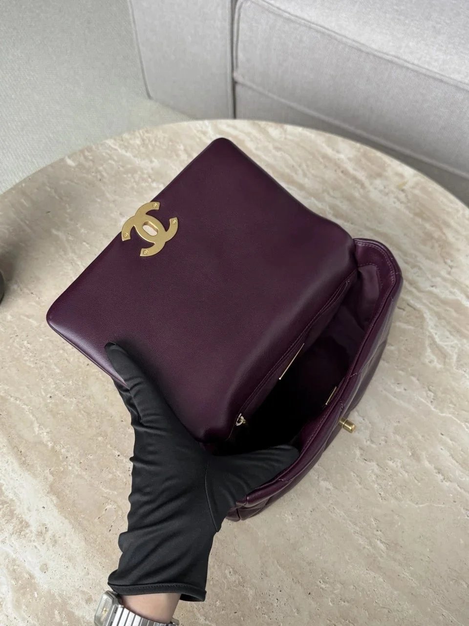 CHANEL Shiny Calfskin 19Flap bags - image 6