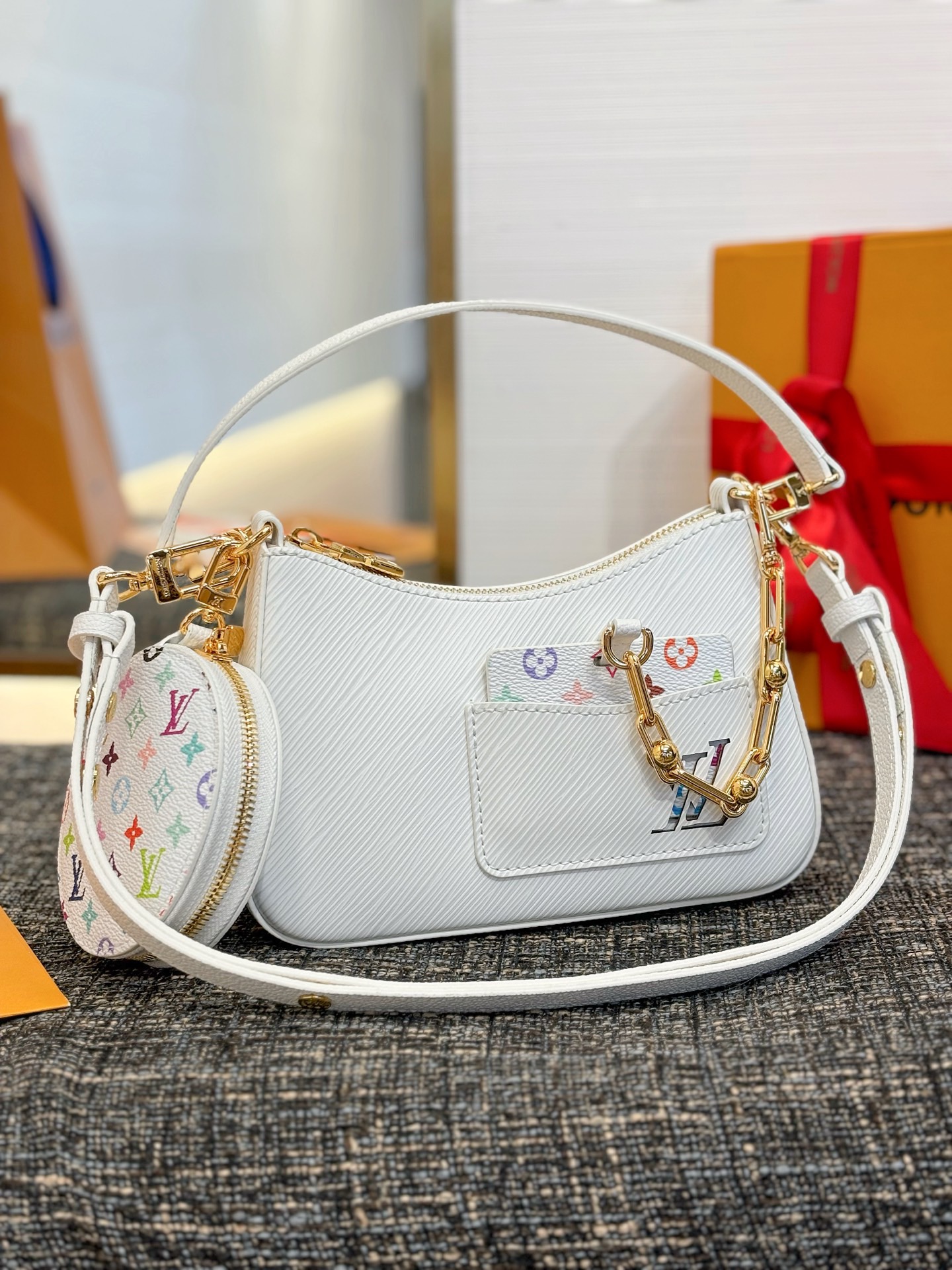 LV X TM MARELLINI M13100 - image 2