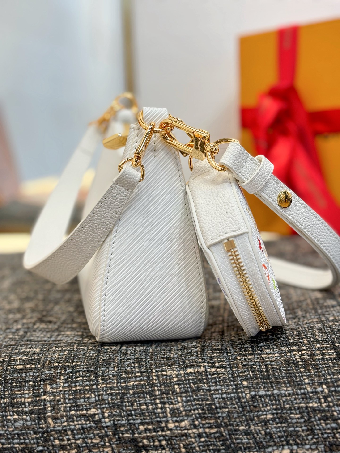 LV X TM MARELLINI M13100 - image 4