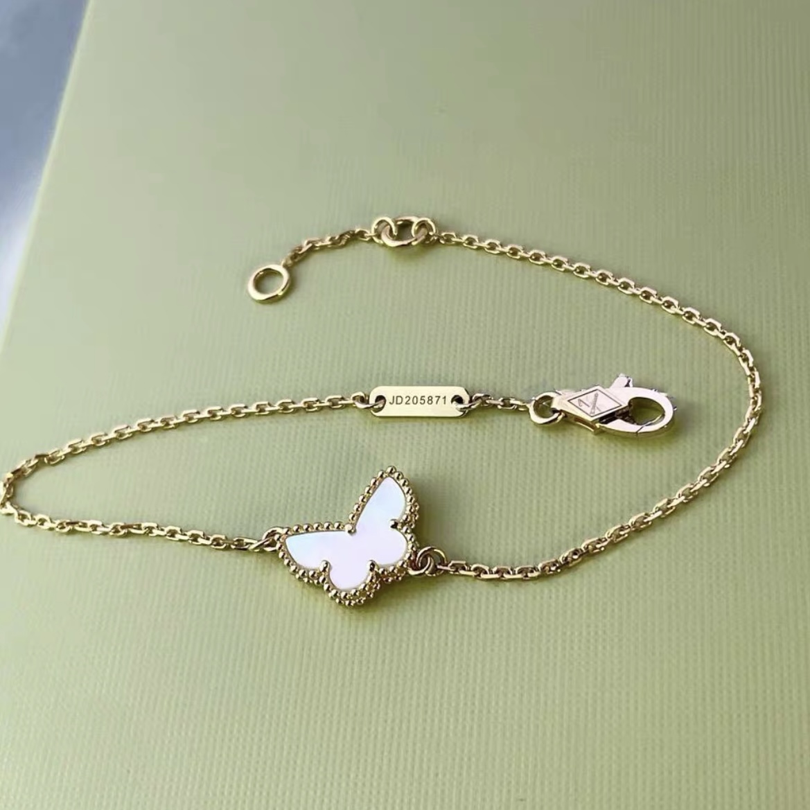 VCA Sweet Butterflies bracelet - image 3
