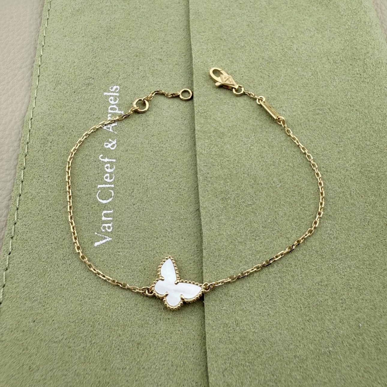 VCA Sweet Butterflies bracelet - image 2