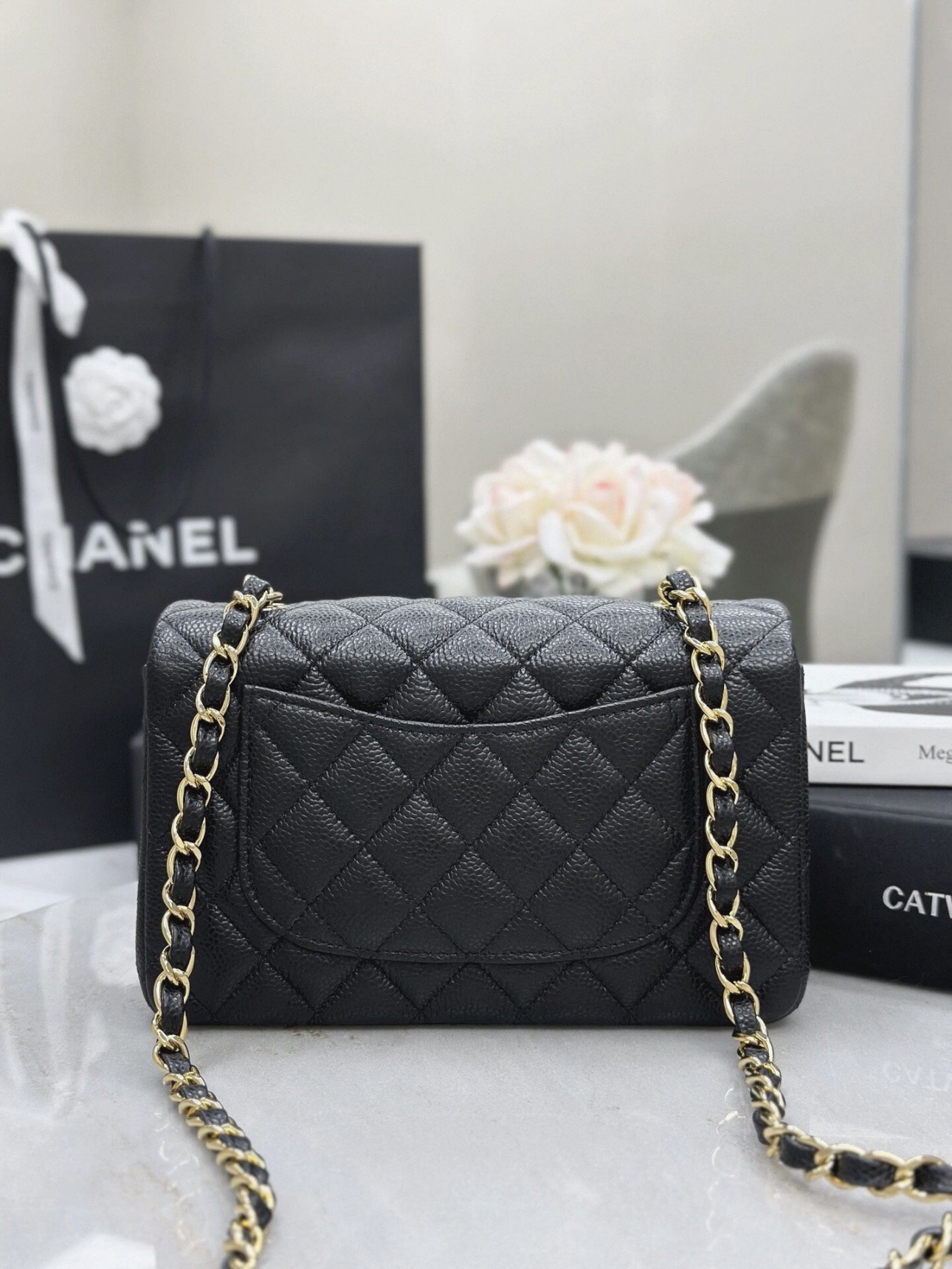 CHANEL MINI Classic Flap-20cm - image 4