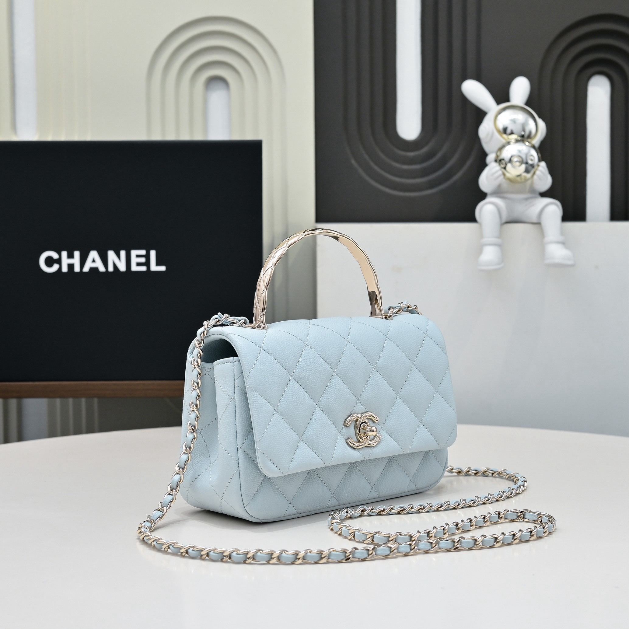 CHANEL 25S Cococrush handle handbag - image 3