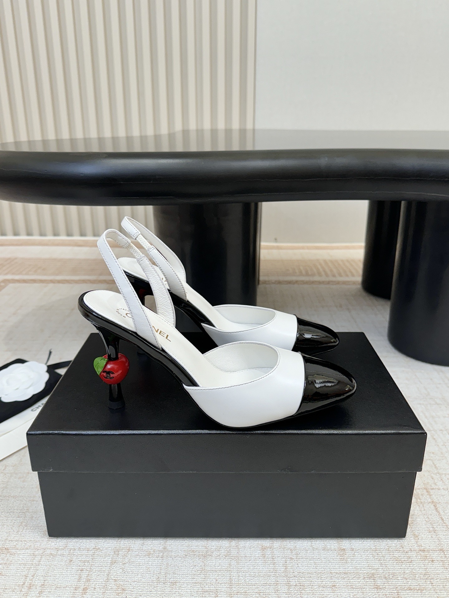 CHANEL SLINGBACKS Lambskin & Patent Calfskin - image 3
