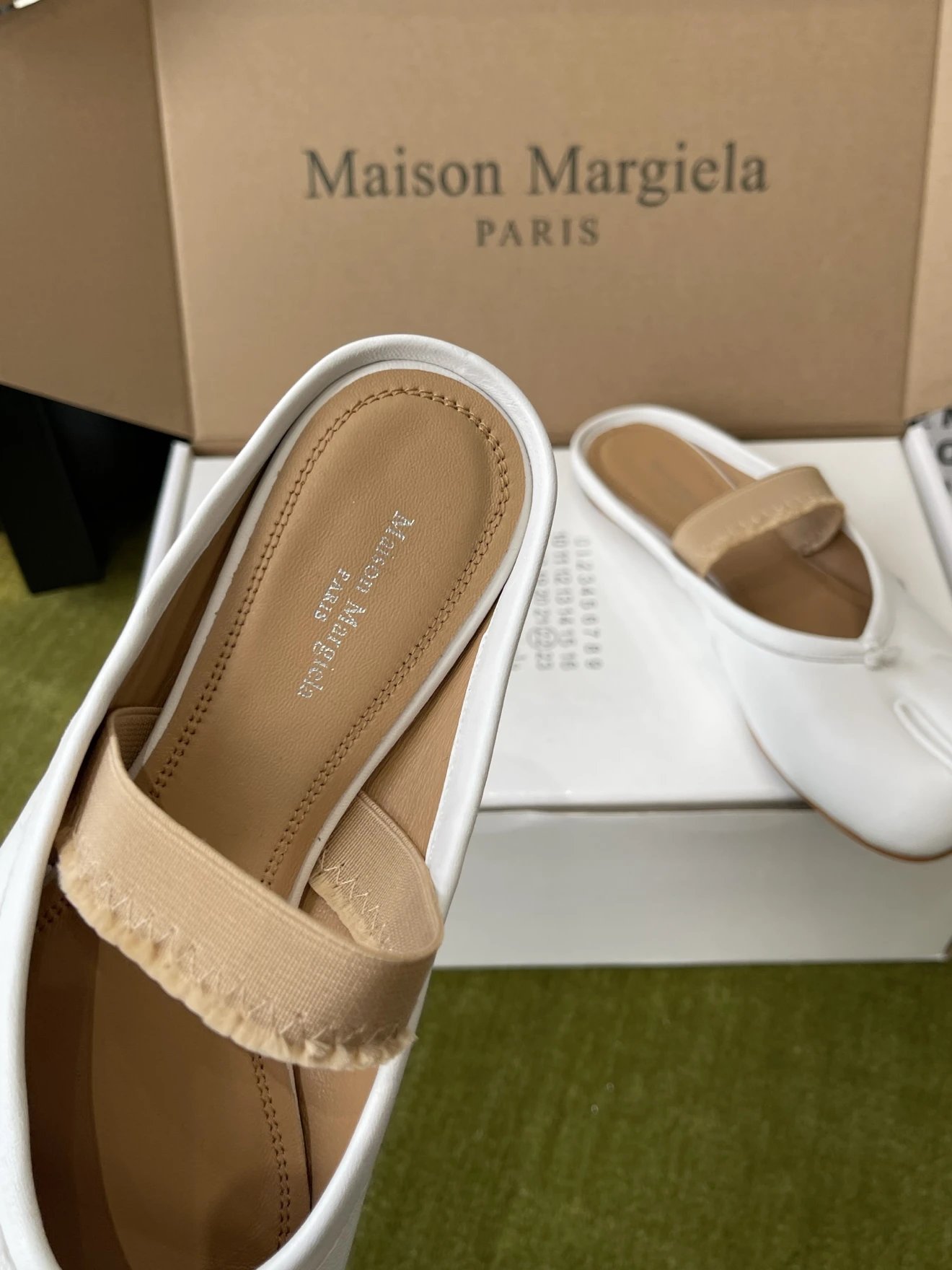 Maison Margiela Tabi ballerina mules - image 8