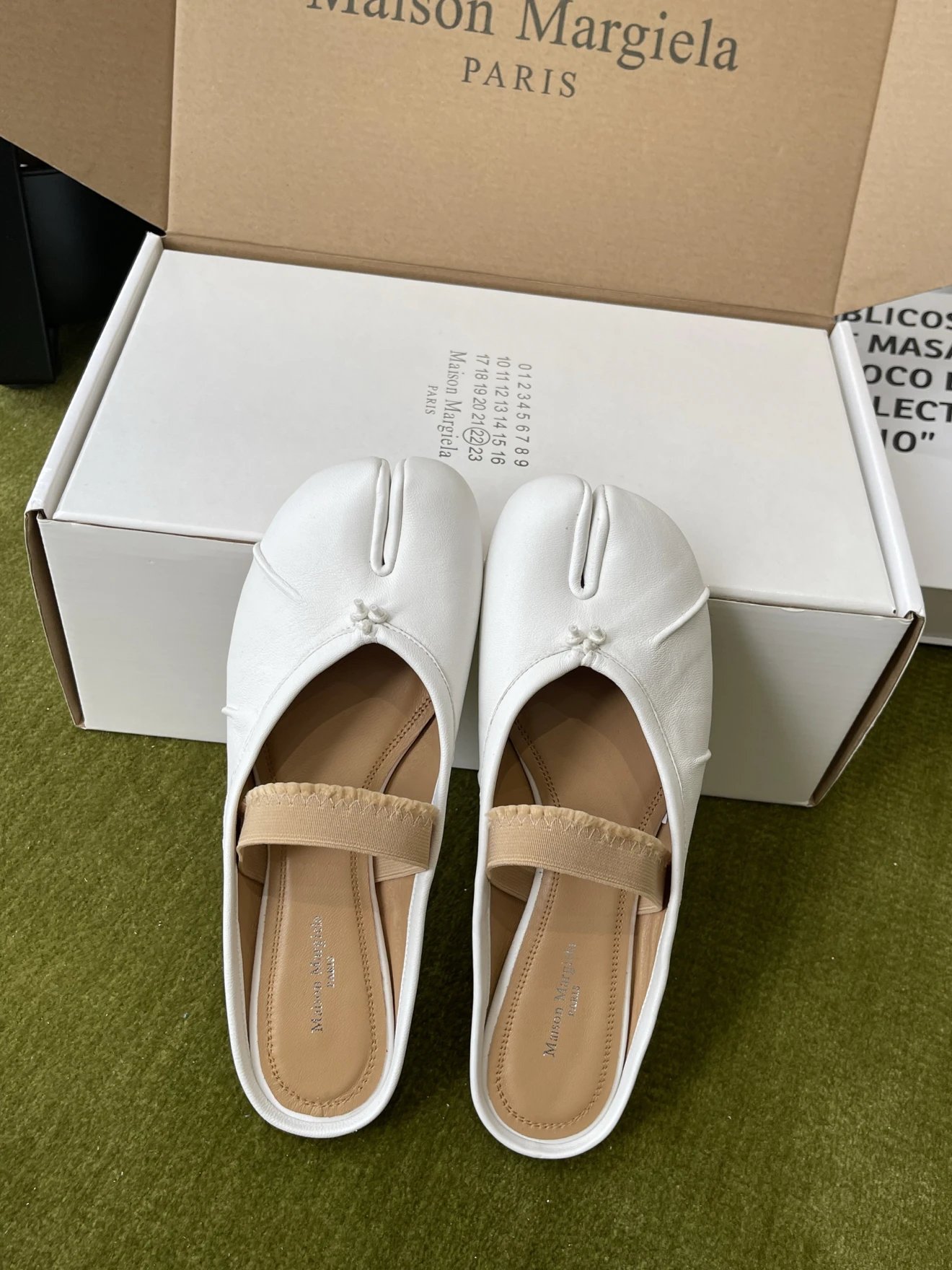 Maison Margiela Tabi ballerina mules - image 6