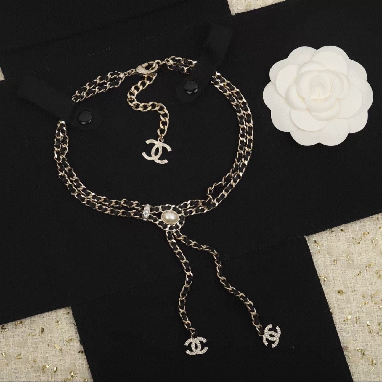 CHANEL Necklace - image 2