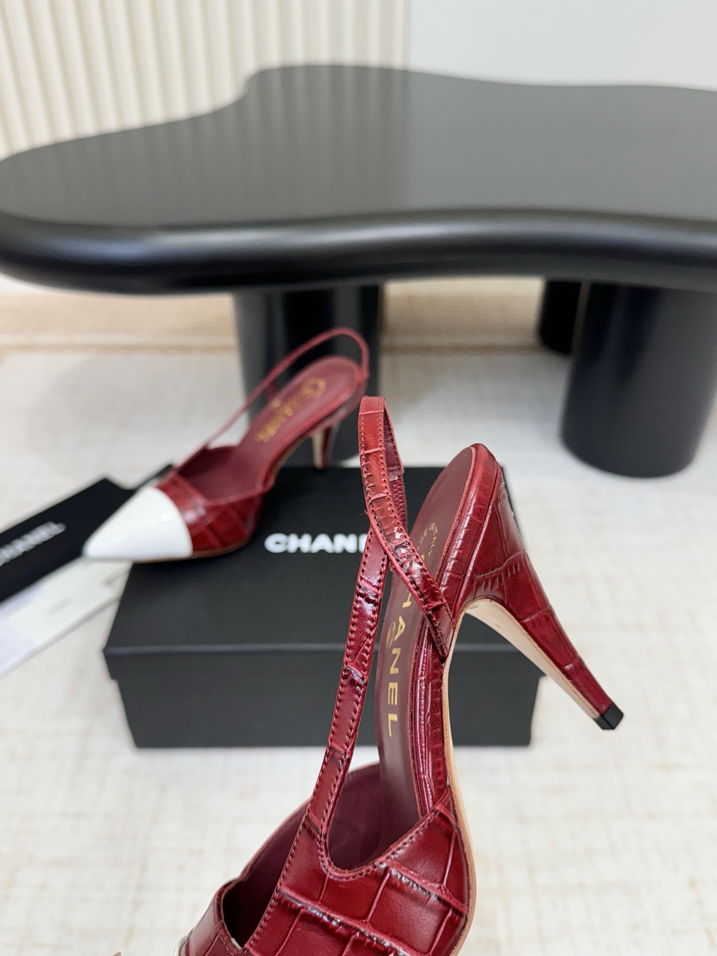 CHANEL Slingbacks Crocodile Embossed Calfskin & Patent Calfskin - image 8
