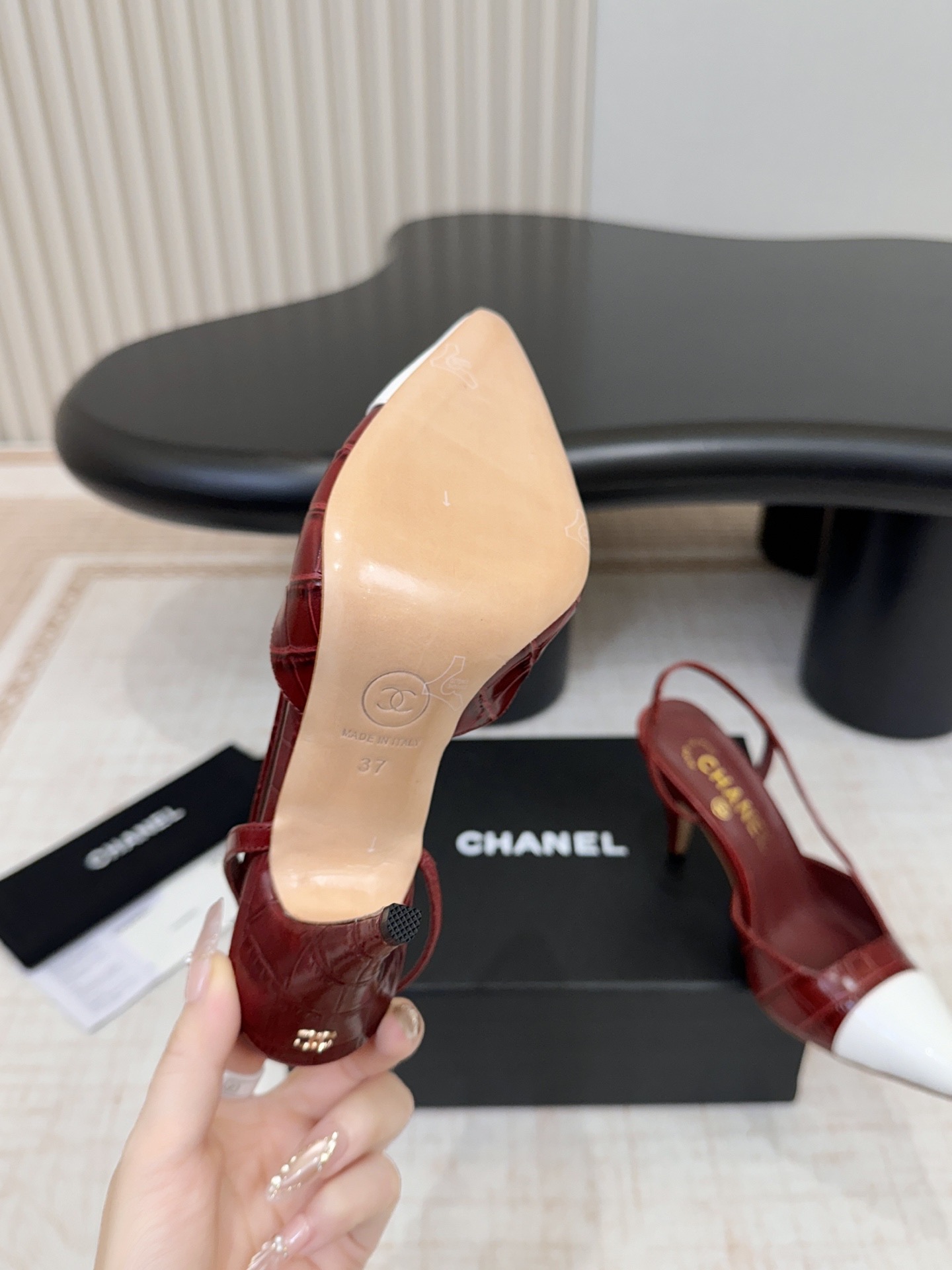 CHANEL Slingbacks Crocodile Embossed Calfskin & Patent Calfskin - image 6