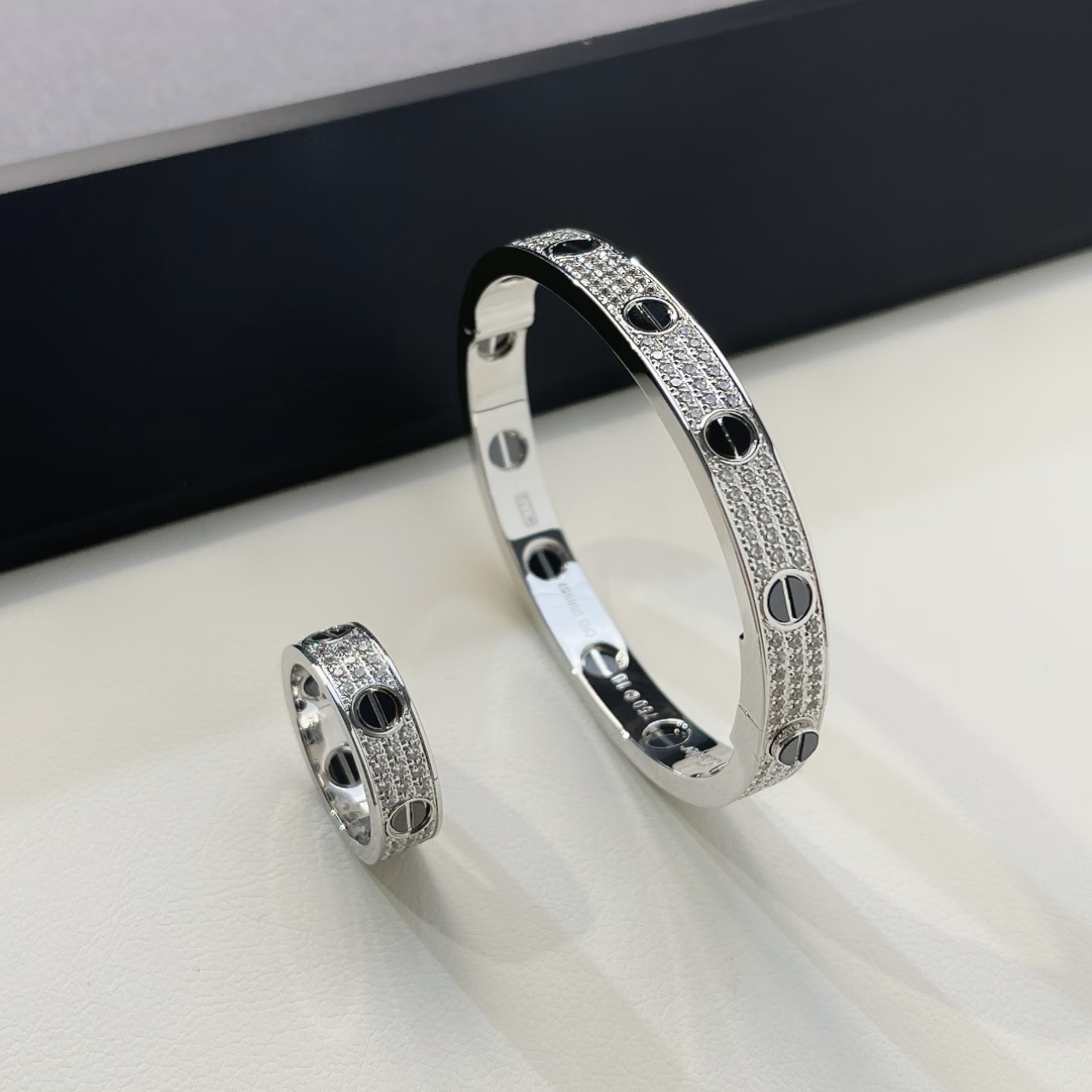 Cartier Love diamond-paved ceramic White gold - image 4