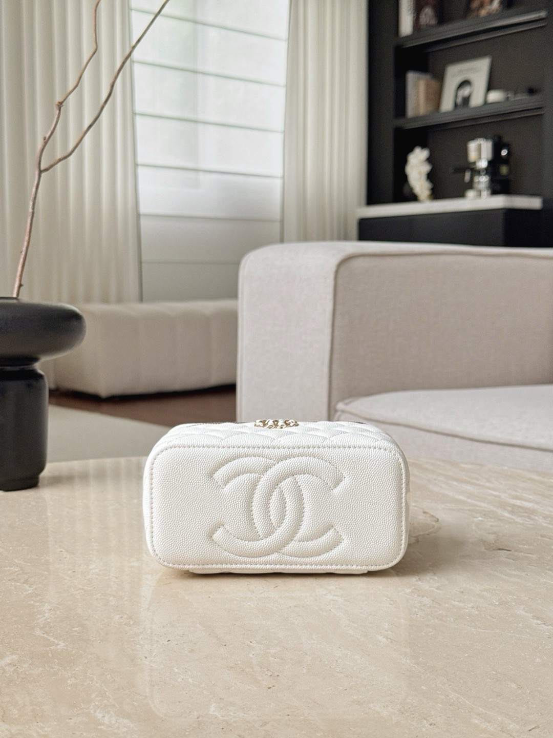 CHANEL 26S Long Vanity With Chain Grained Shiny Calfskin - image 5