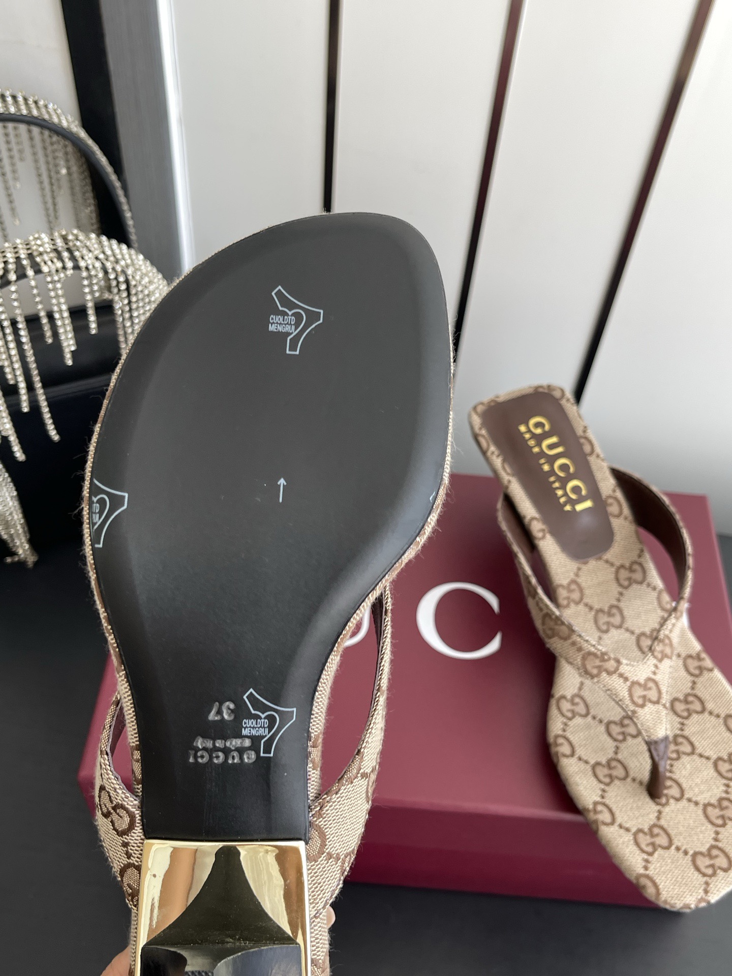 GUCCI Vuttoria thong in sand and brown GG canvas - image 6