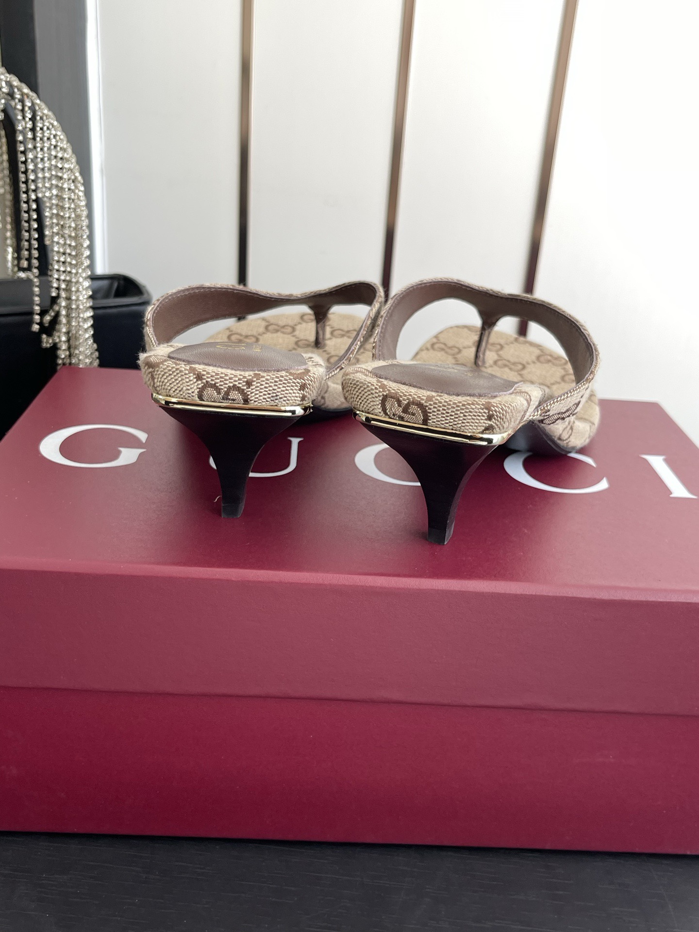 GUCCI Vuttoria thong in sand and brown GG canvas - image 5
