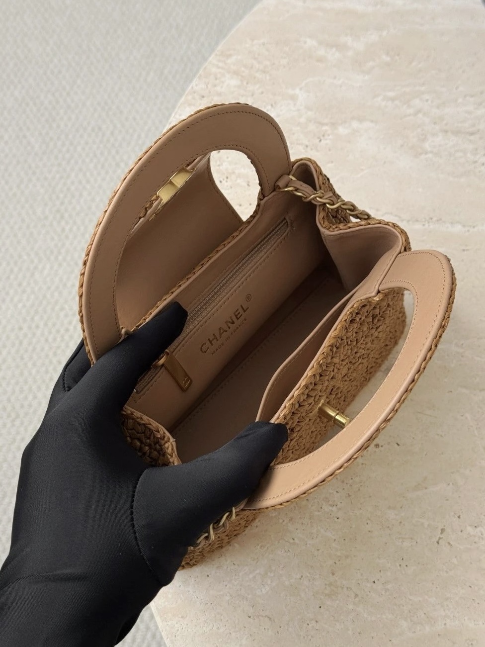 CHANEL Mini shopping bag, Braided raffia - image 6