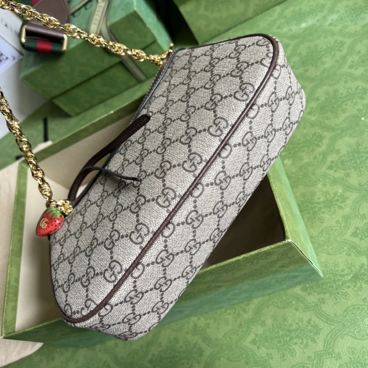 GUCCI Ophidia Strawberry Logo Pendant Chain Canvas with Leather Trim Underarm Bag - image 6