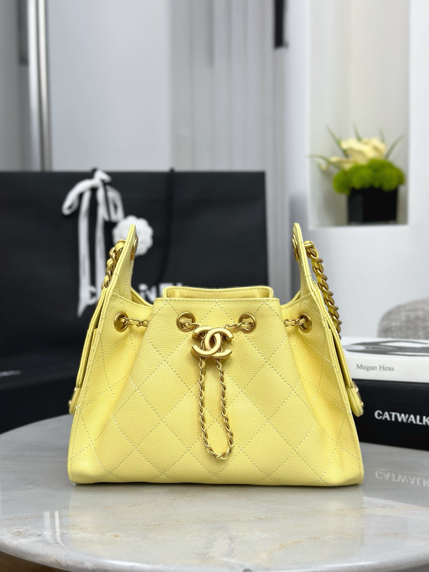 CHANEL 25 mini handbag Grained calfskin - image 2