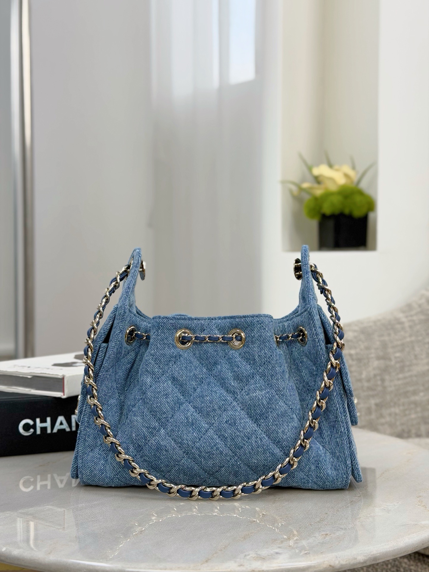 CHANEL 25 SMALL HANDBAG Washed Denim - image 3