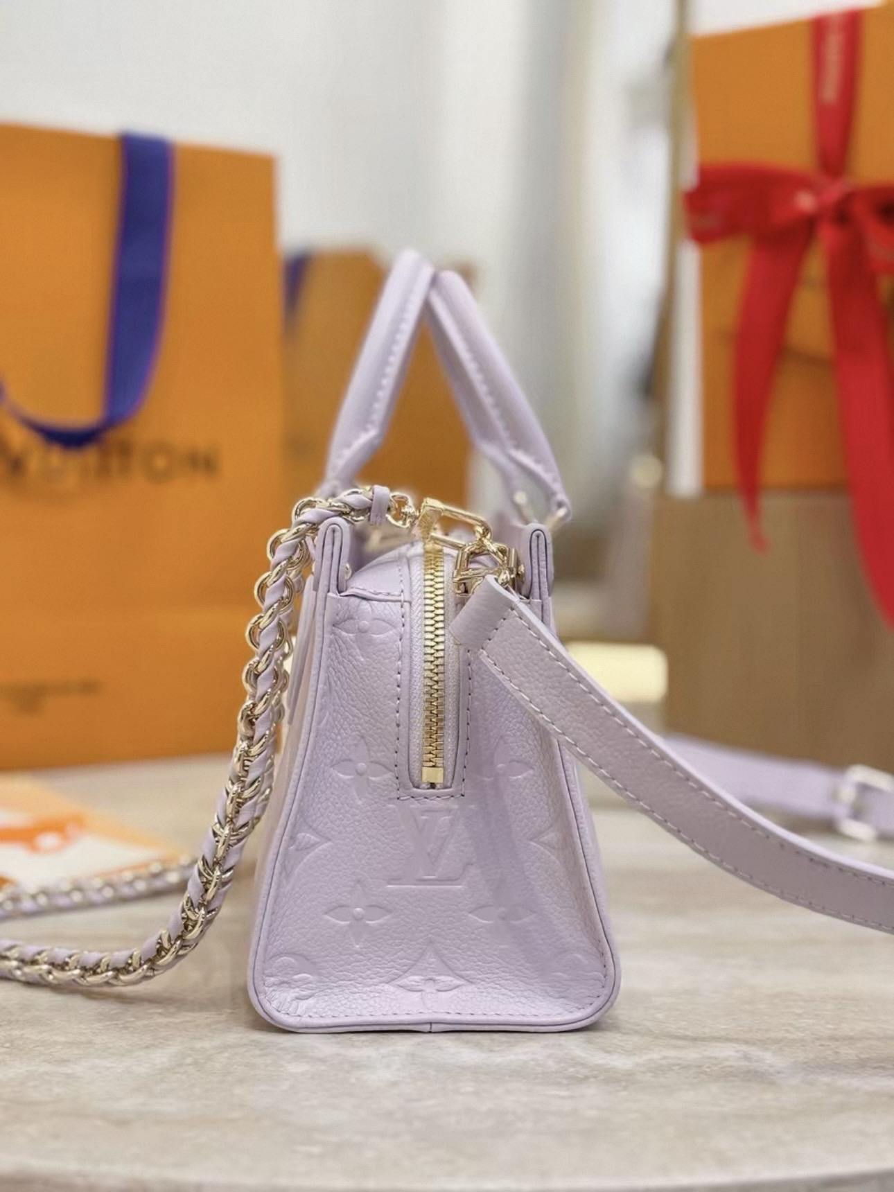 LV Dreamy Purple Collection - image 4