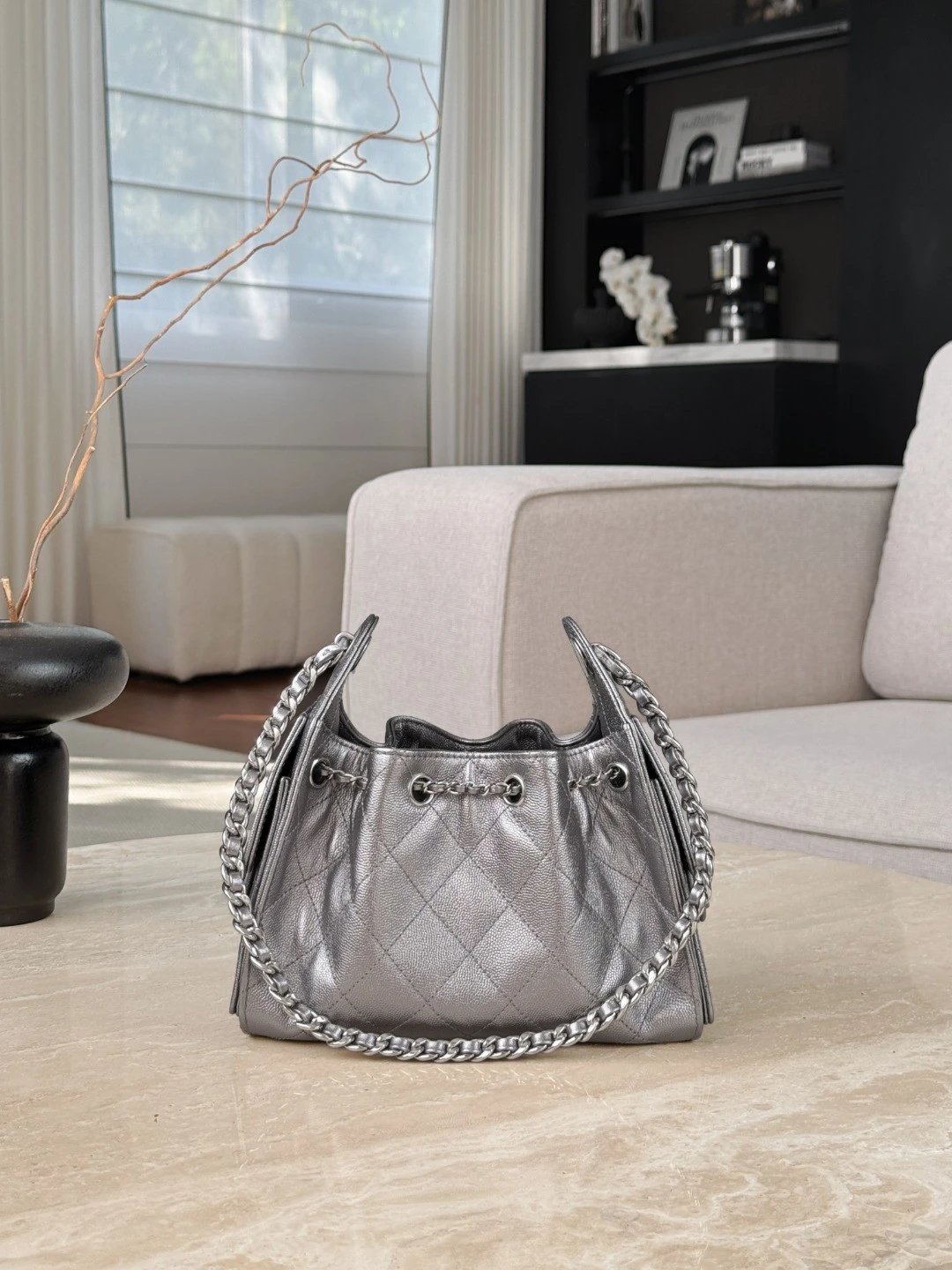 CHANEL 25Bag Calfskin in Dark Metallie Silver - image 3