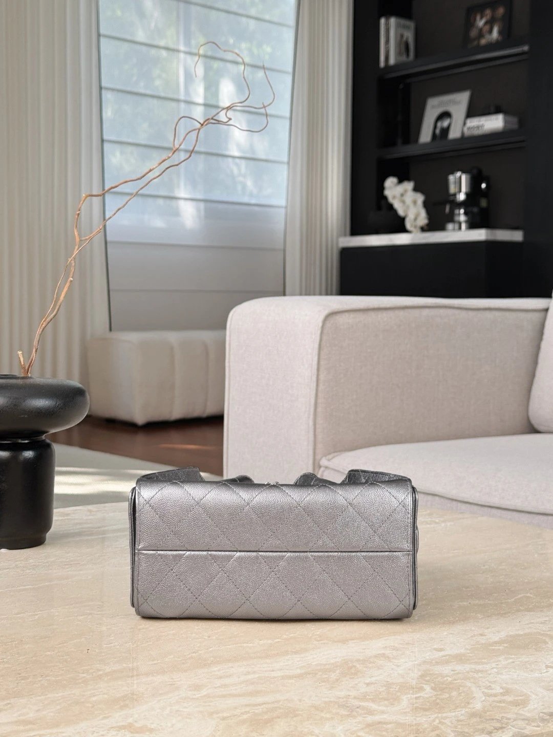CHANEL 25Bag Calfskin in Dark Metallie Silver - image 5