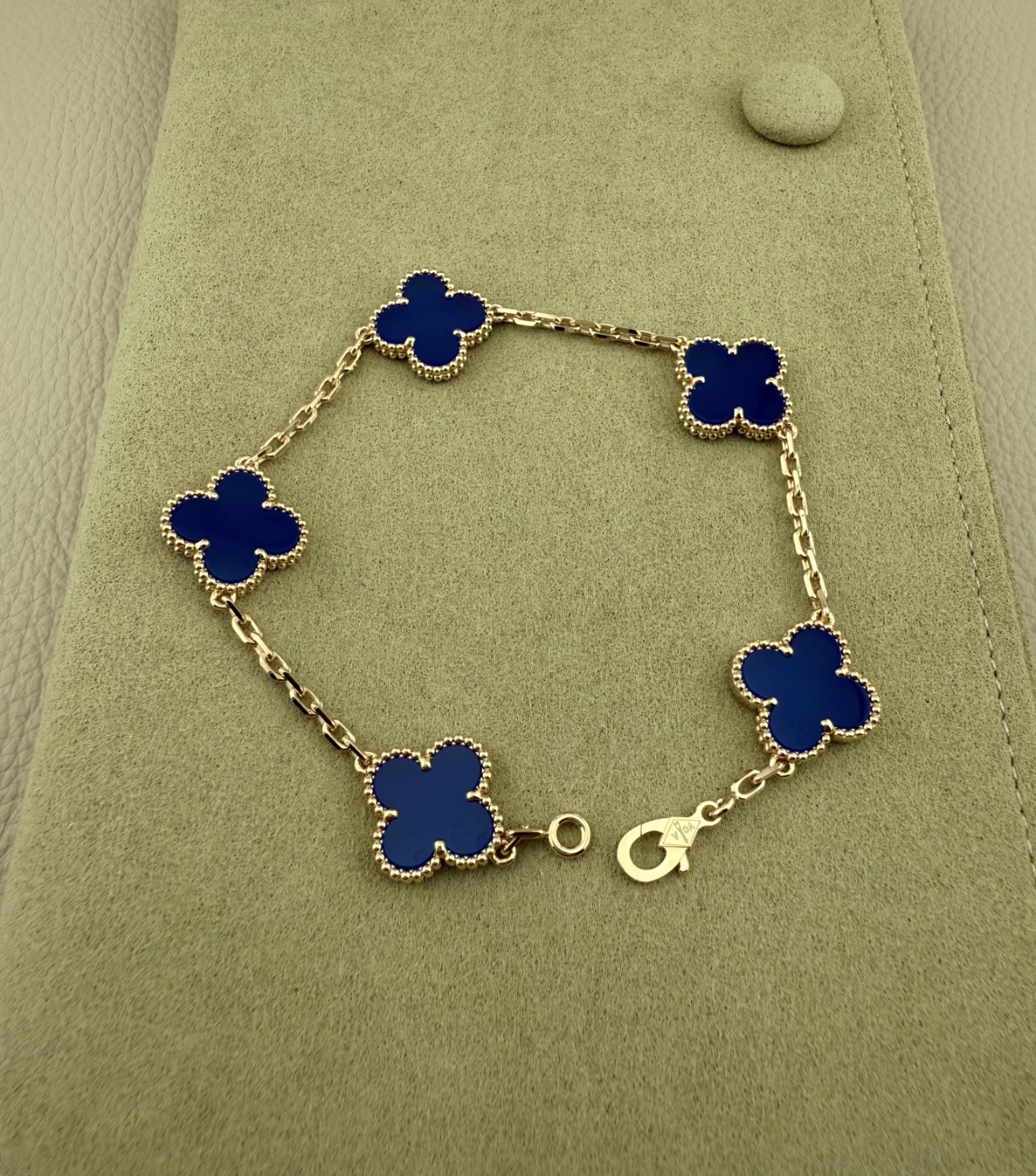 VCA Vintage Alhambra pendant- Blue Agate - image 2