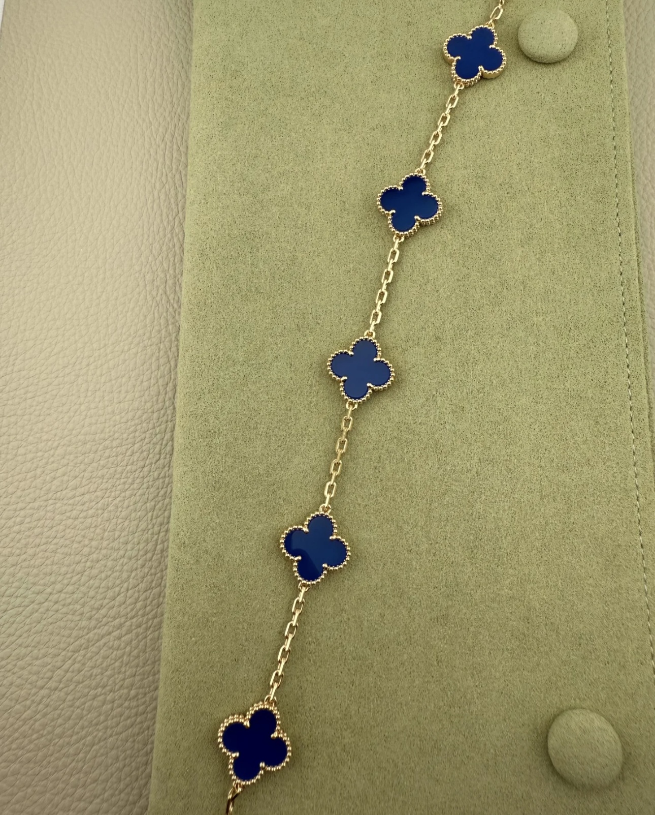 VCA Vintage Alhambra pendant- Blue Agate - image 3