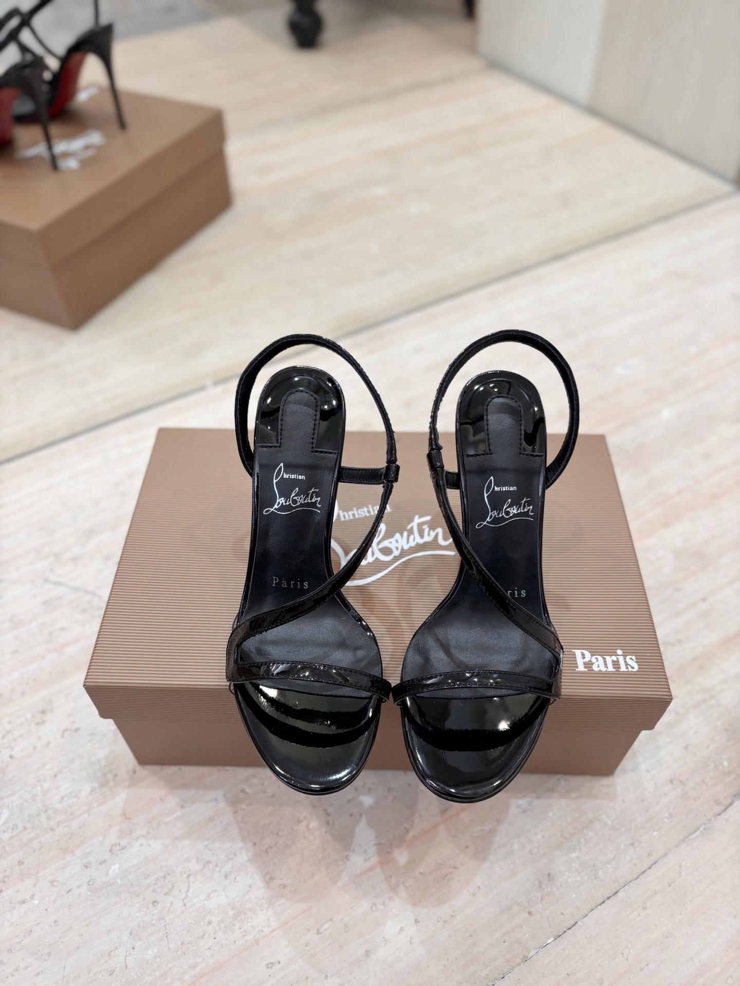 CL Rosa Z patent leather sandals - image 4
