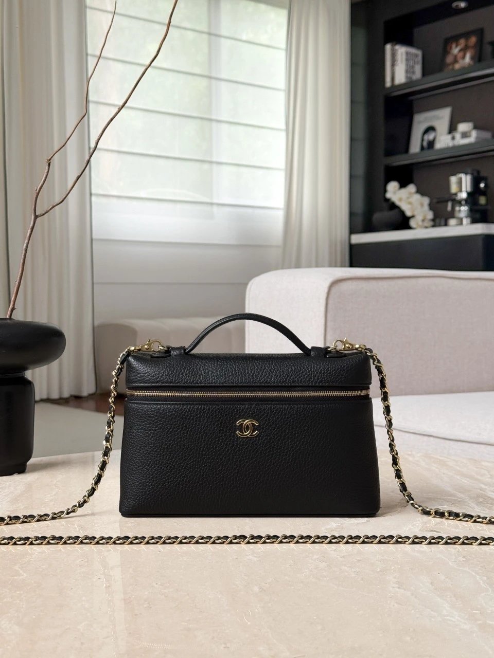 CHANEL Vanity with chain Black Grained Calfskin - image 2